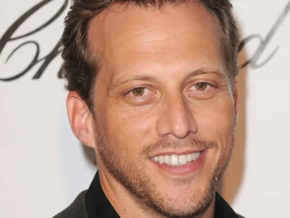 Ari Sandel
