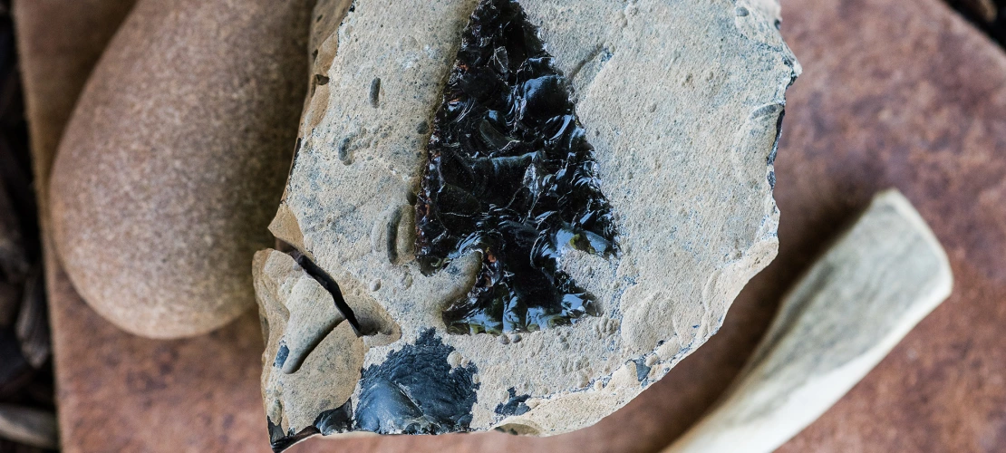 Obsidian projectile point