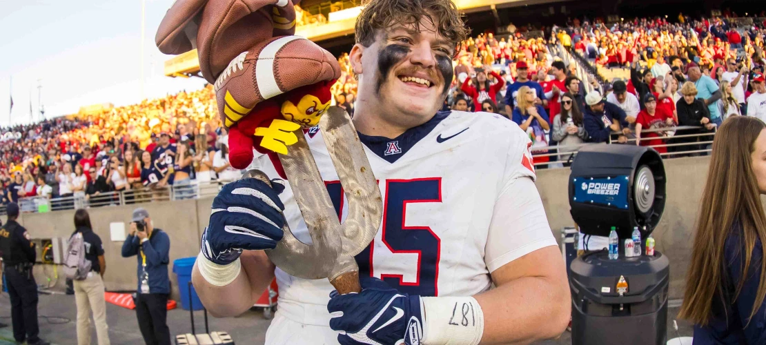 Senior defensive lineman Bill Norton