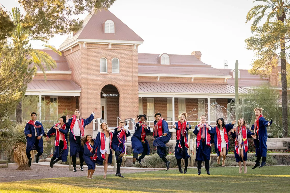  The 2022-23 members of the Bobcats Senior Honorary celebrate their graduation. 