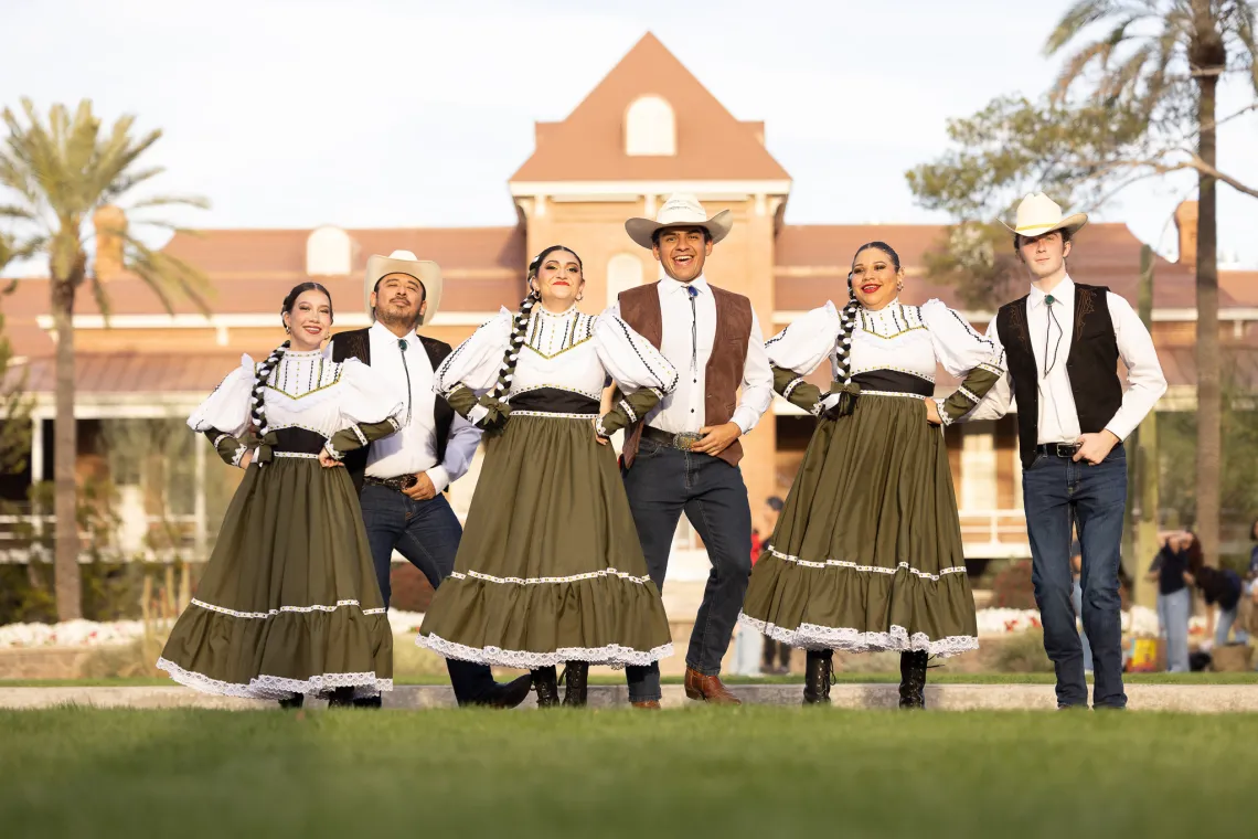 Group photo of Grupo Folklórico Miztontli, 