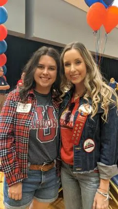 Two female CALS alumni at the Homecoming Breakfast